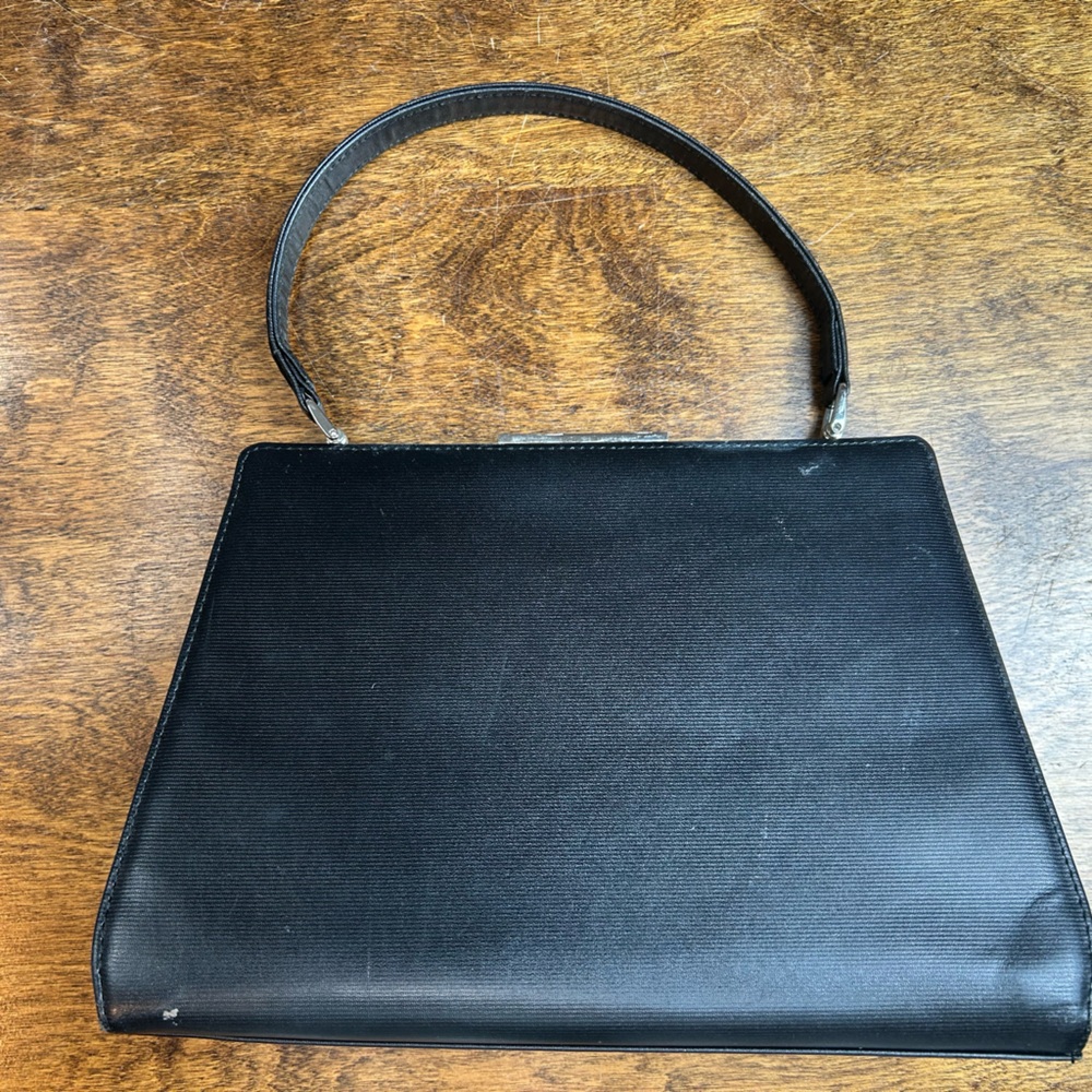 Valentino Garavani Vintage Bag - Picture 6 of 16